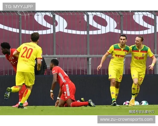 撕开对方后防直塞，克鲁伊夫今季比以往更偏组织型